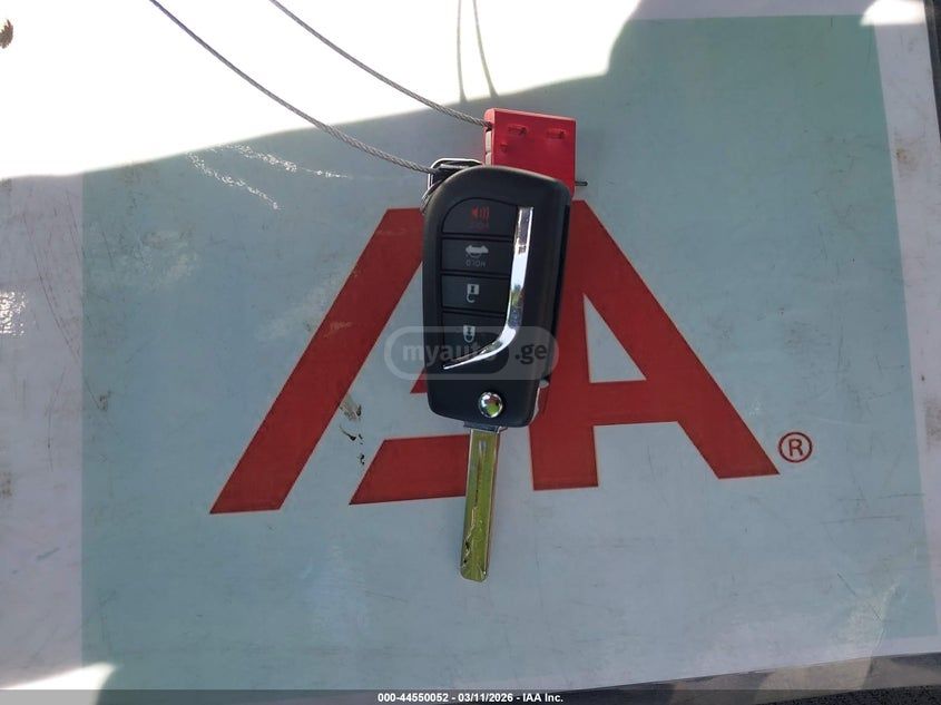 Toyota Camry - фото 11