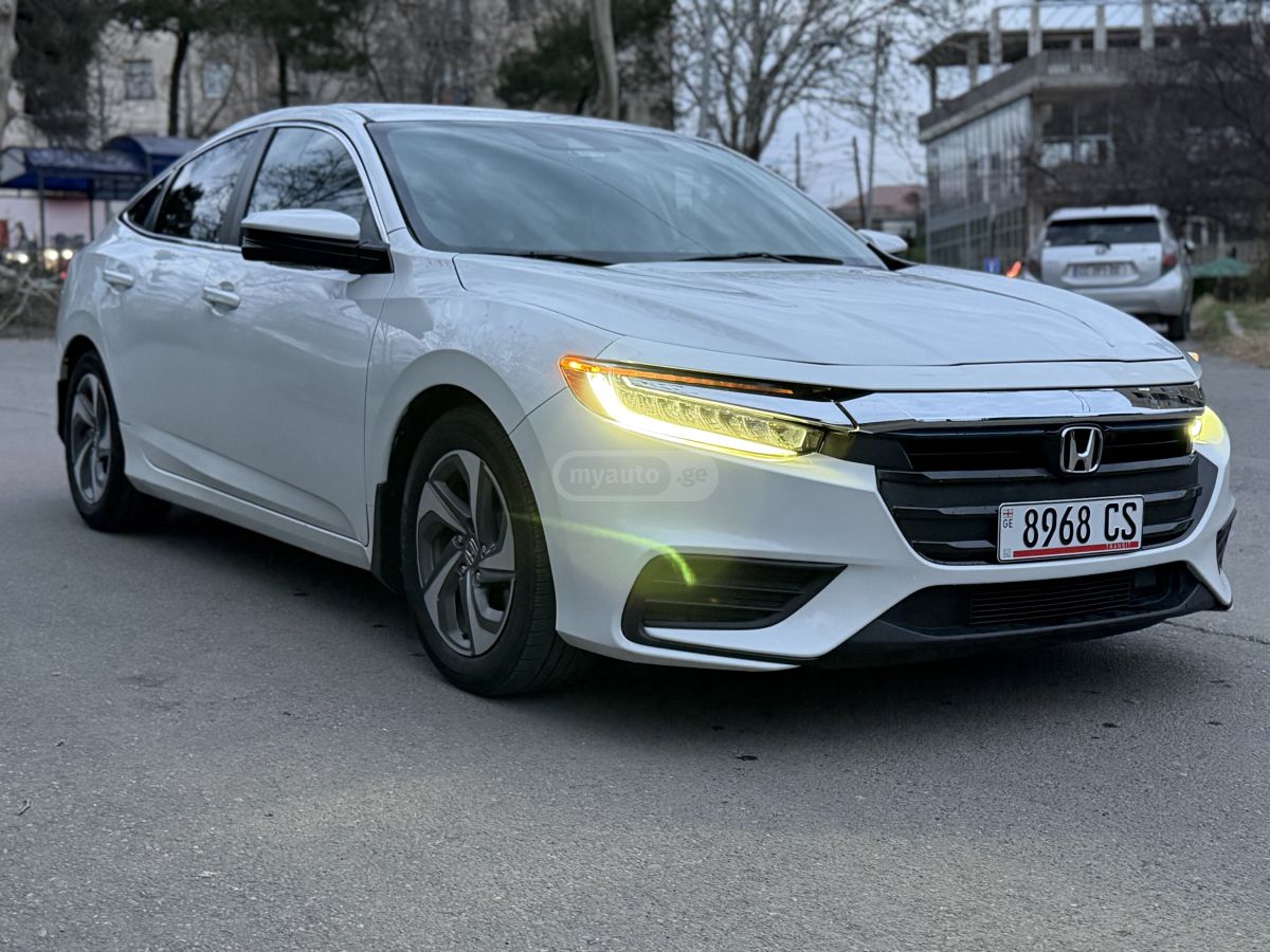 Honda Insight - фото 1