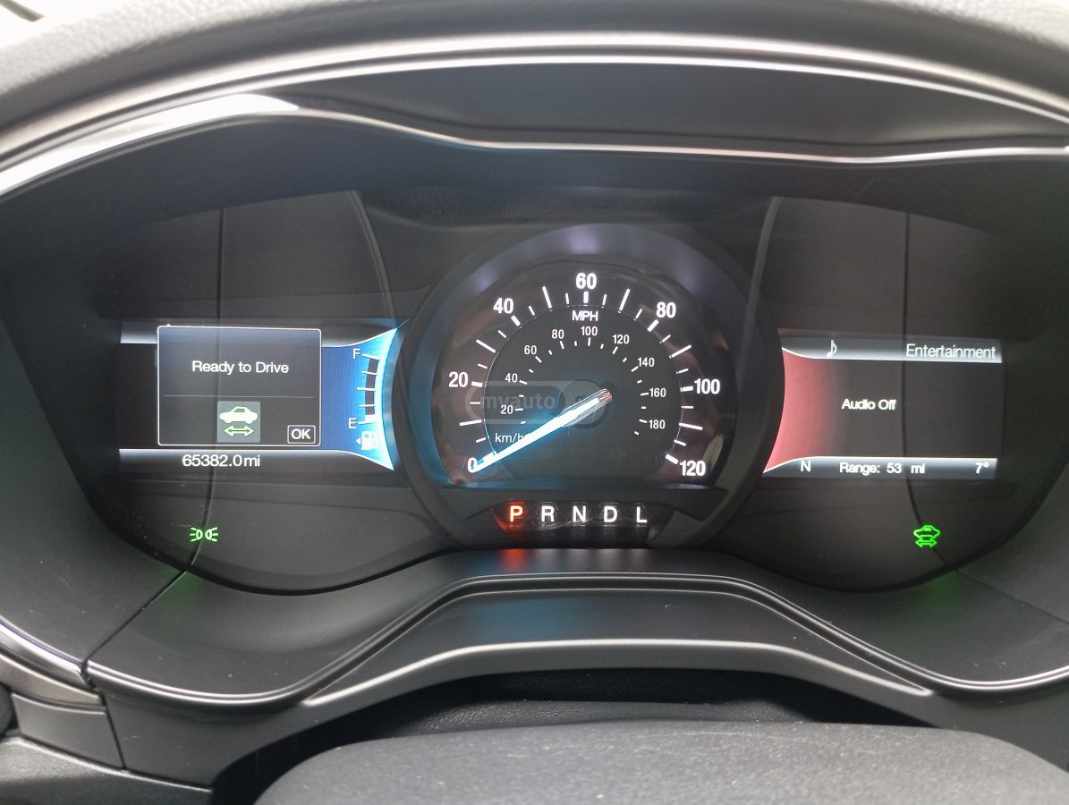 Ford Fusion - фото 12