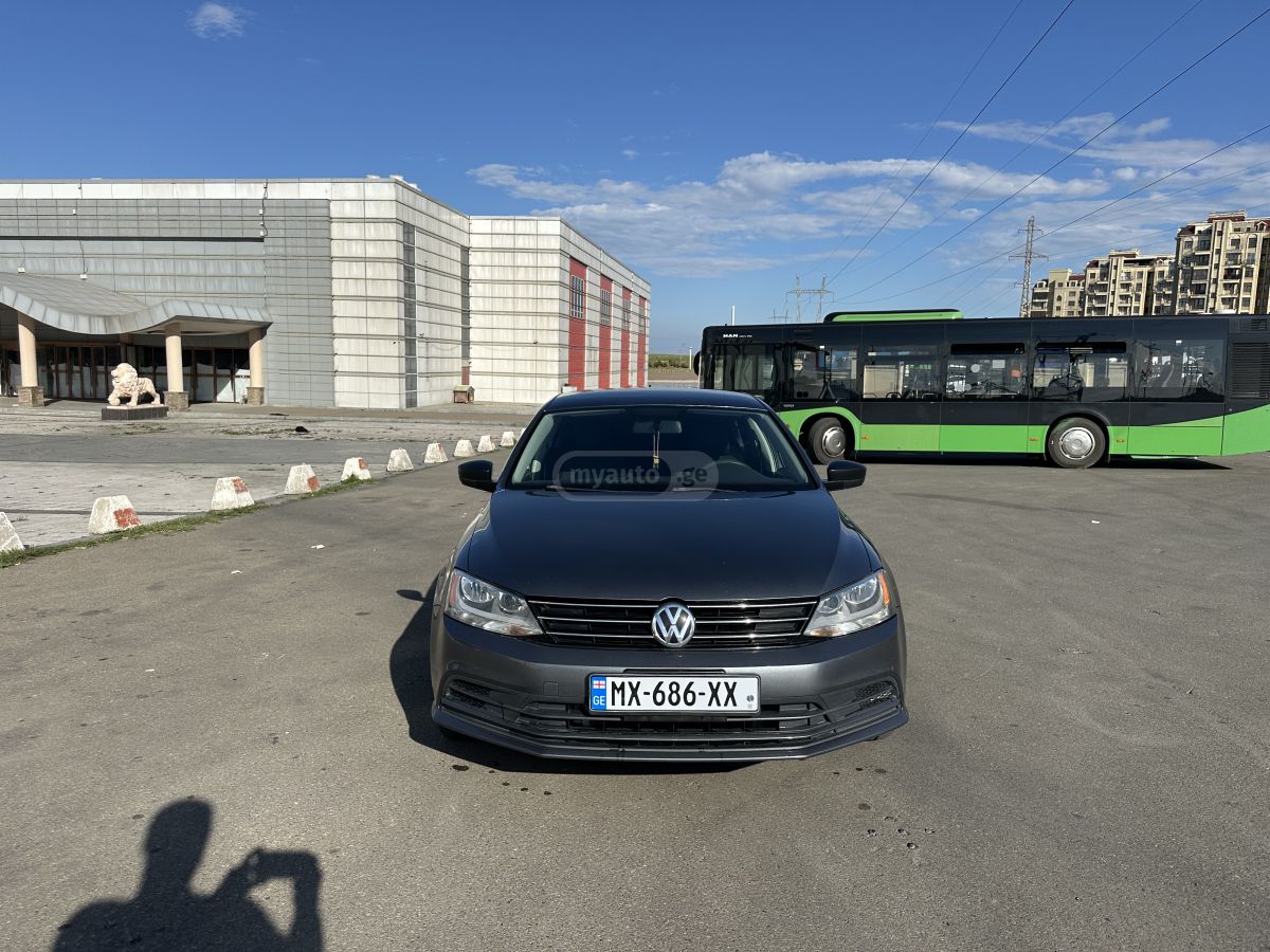 Volkswagen Jetta - фото 5