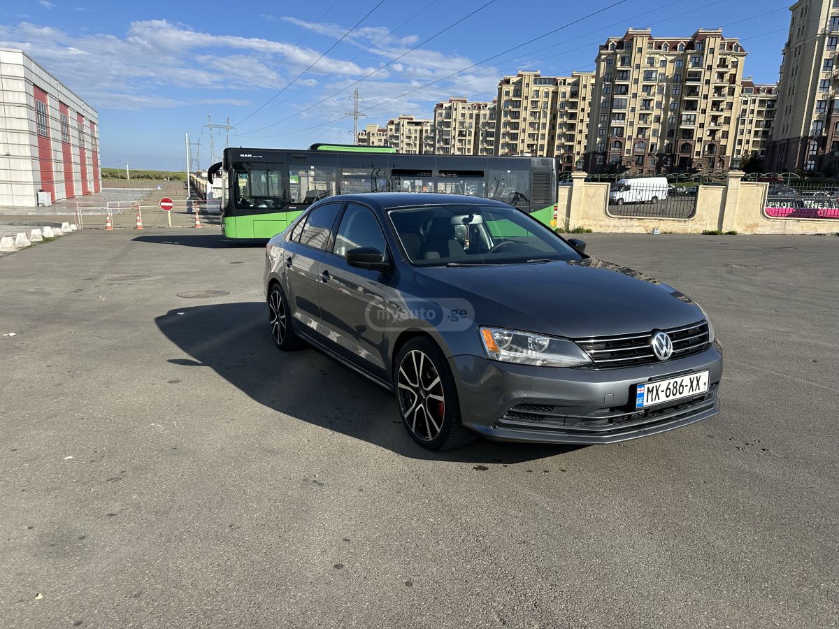 Volkswagen Jetta - фото 6