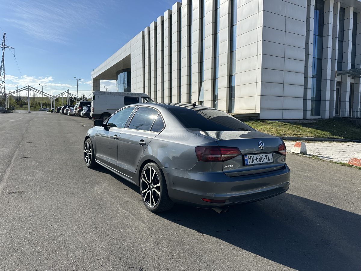 Volkswagen Jetta - фото 9