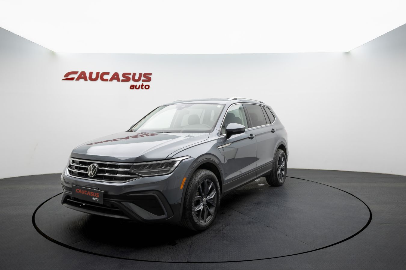 Volkswagen Volkswagen Tiguan — миниатюра 1