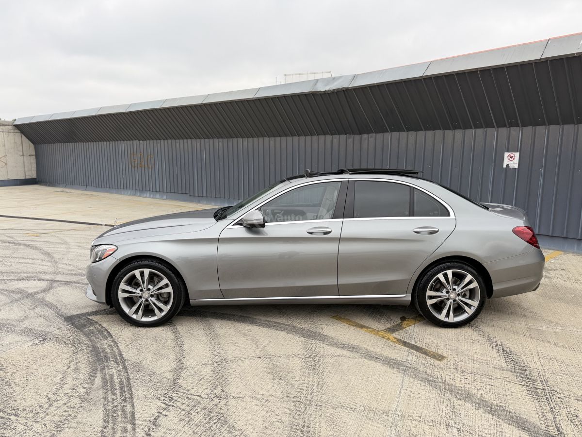 Mercedes-Benz C 300 - фото 14