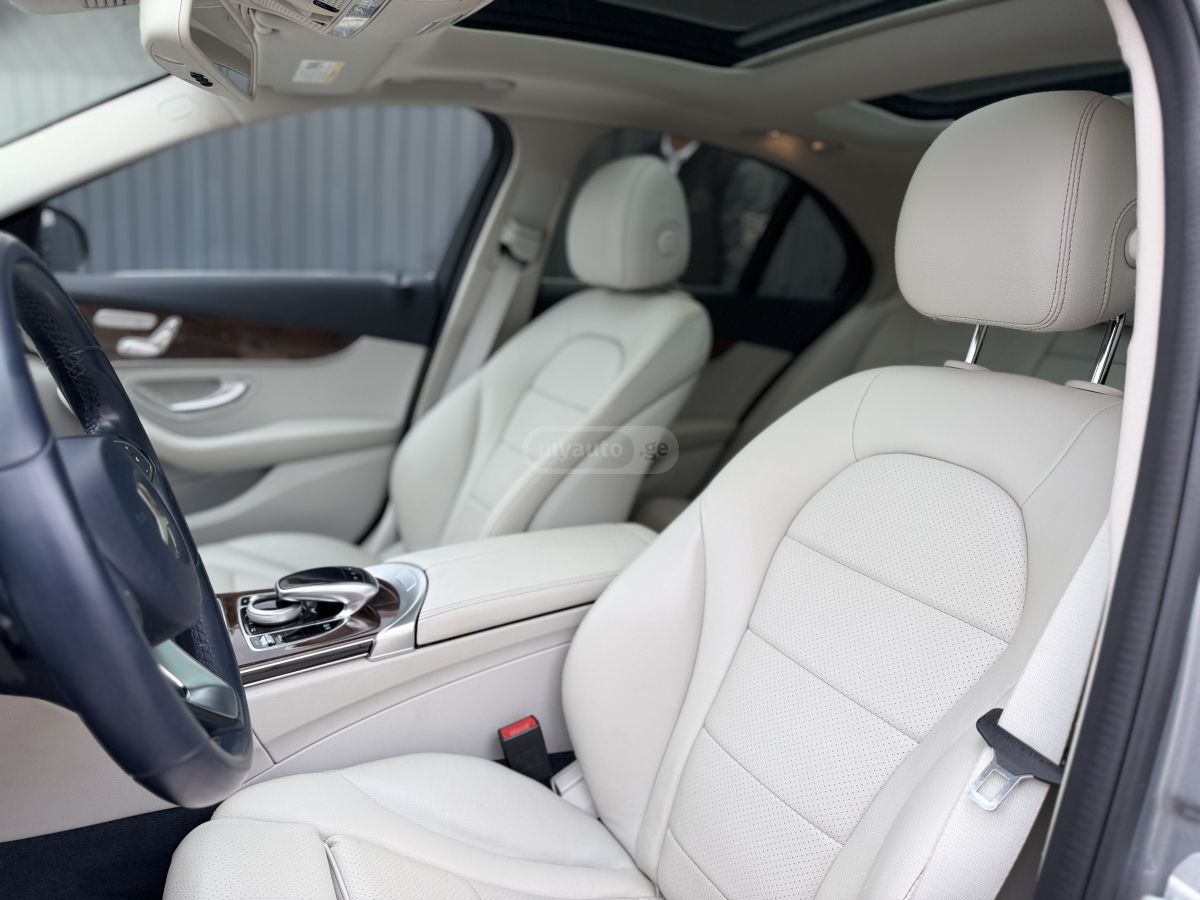 Mercedes-Benz C 300 - фото 2