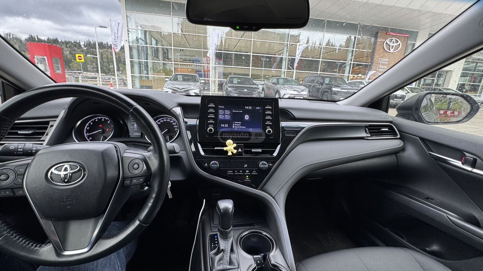 Toyota Camry - фото 10