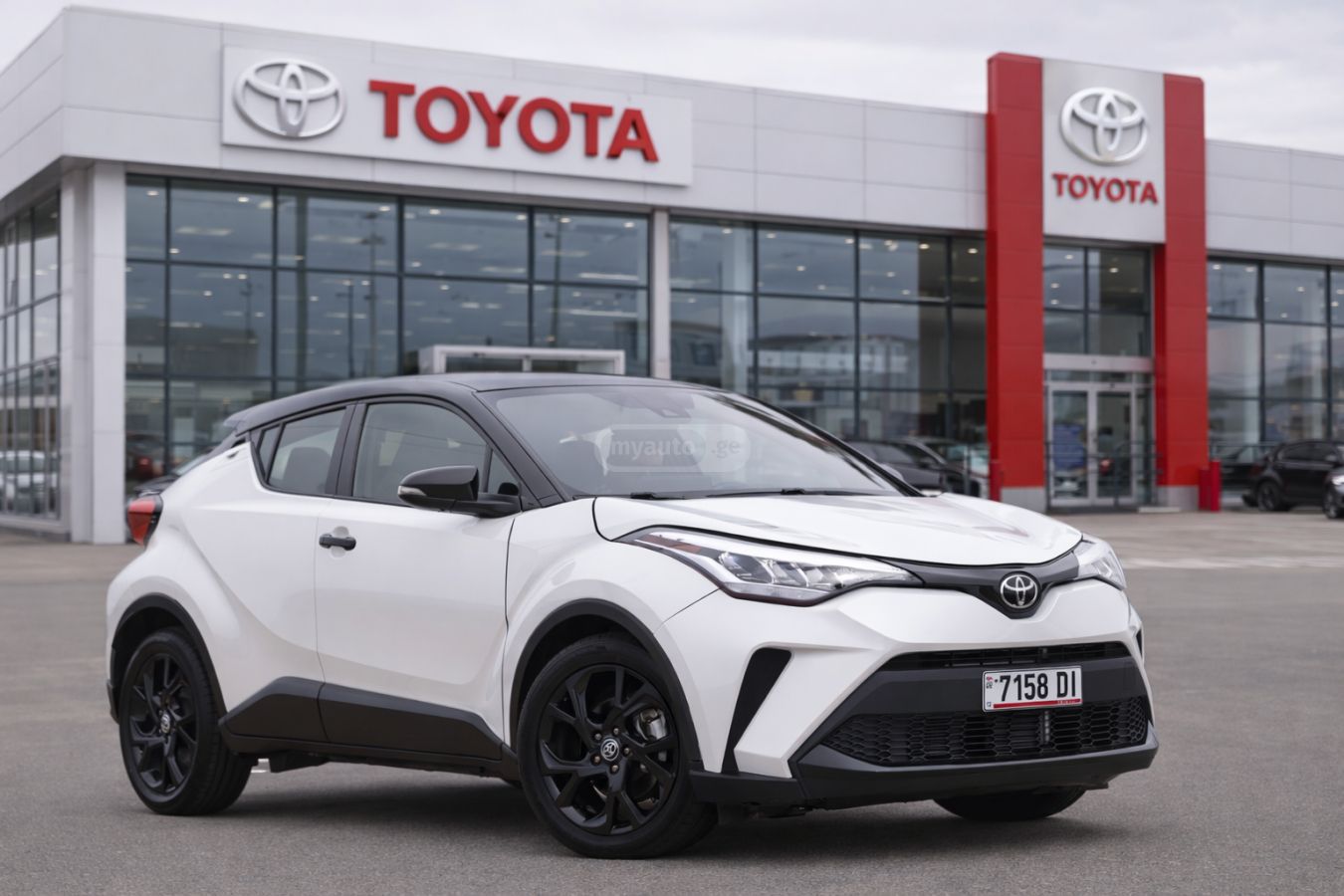 Toyota Nightshade 4dr Front-Wheel Dri — миниатюра 2