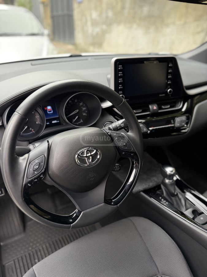 Toyota Nightshade 4dr Front-Wheel Dri — миниатюра 6