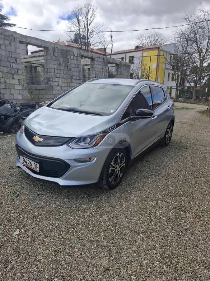Chevrolet Bolt EV - фото 2