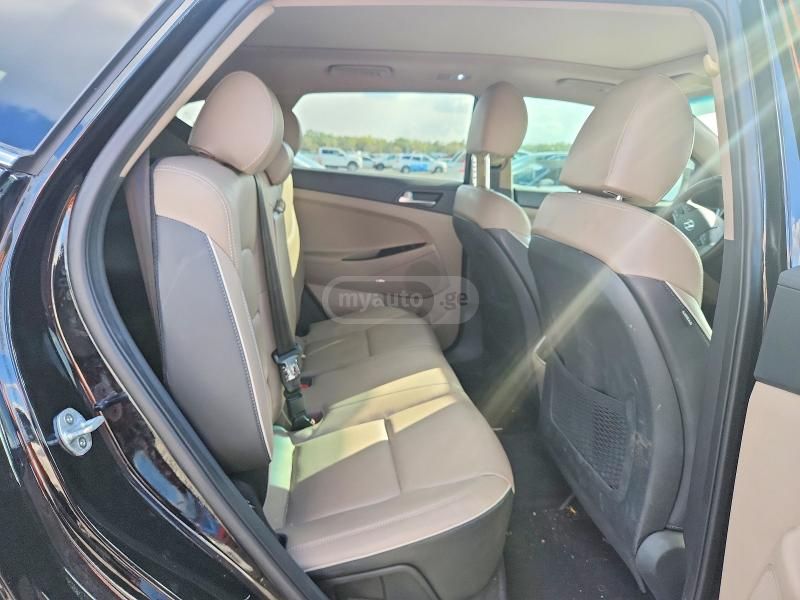 Hyundai Tucson - фото 11