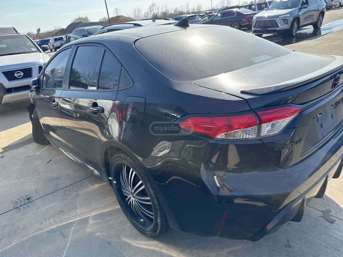 Toyota SE — миниатюра 3