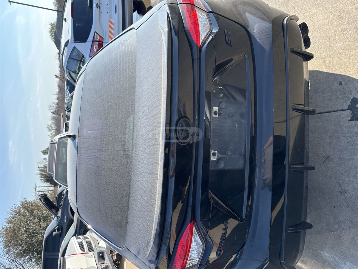 Toyota SE — миниатюра 4