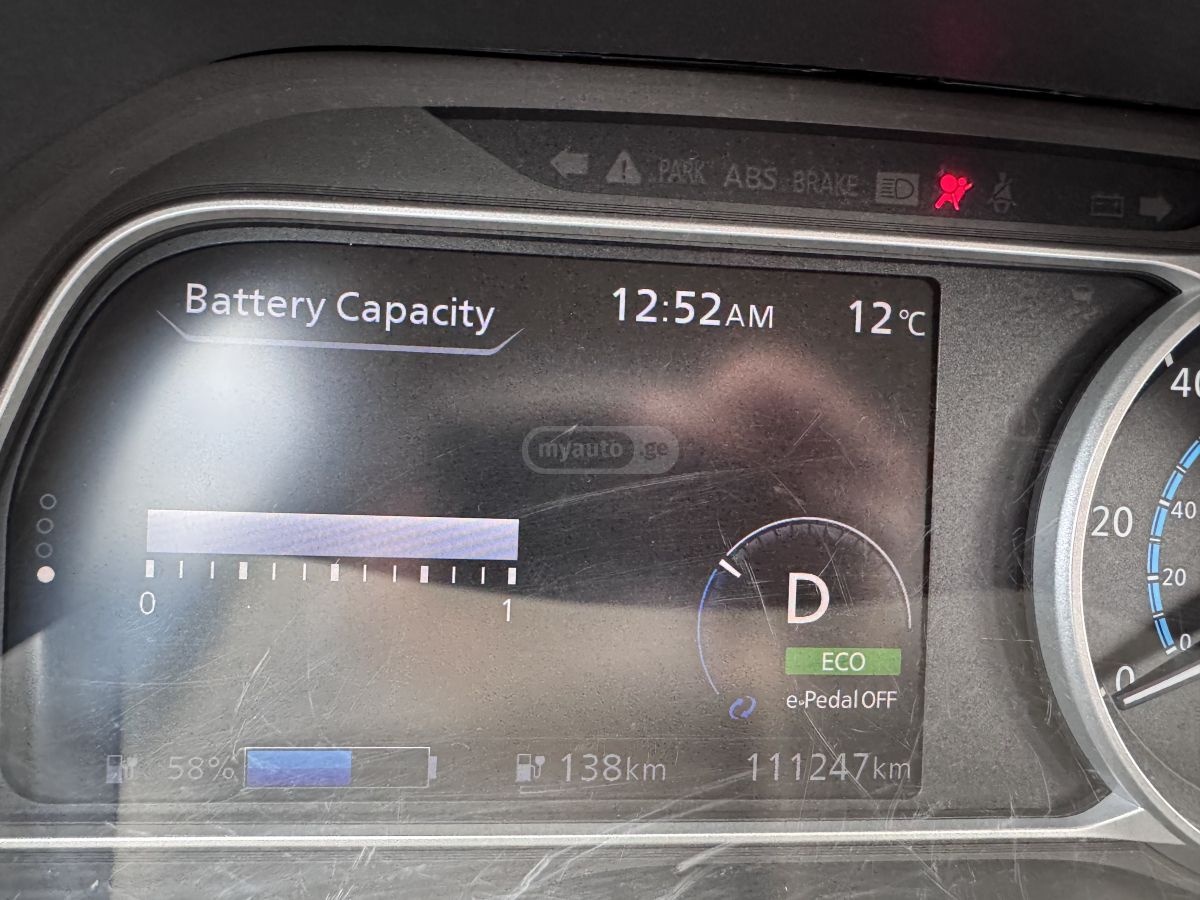 Nissan Leaf - фото 12