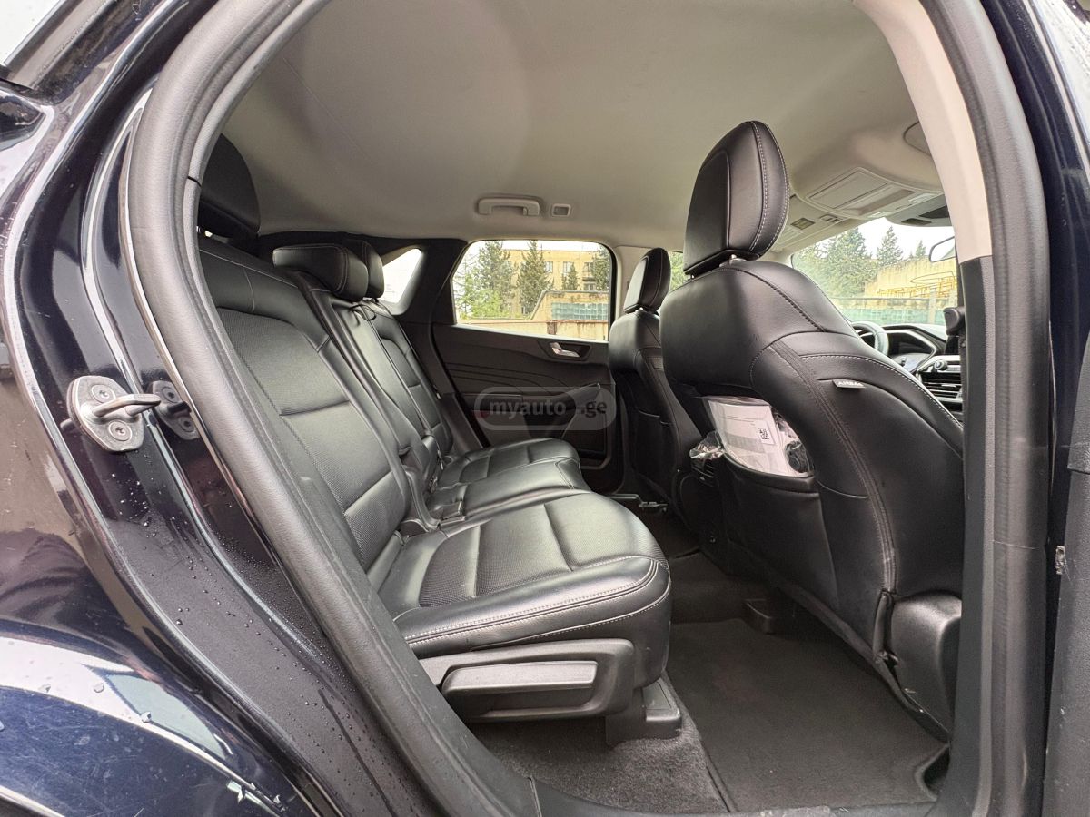 Ford Escape - фото 10