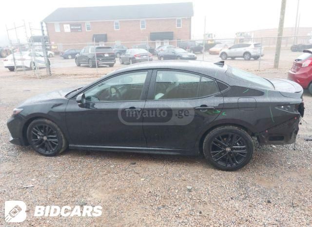 Toyota Camry - фото 12