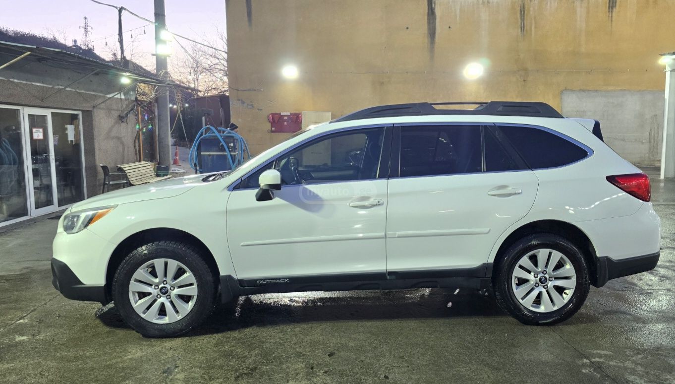 Subaru Outback - фото 3