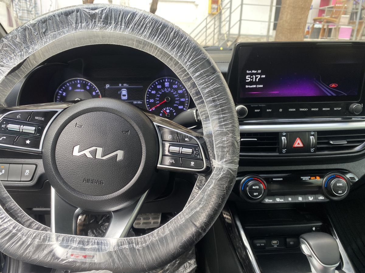 Kia Forte - фото 11