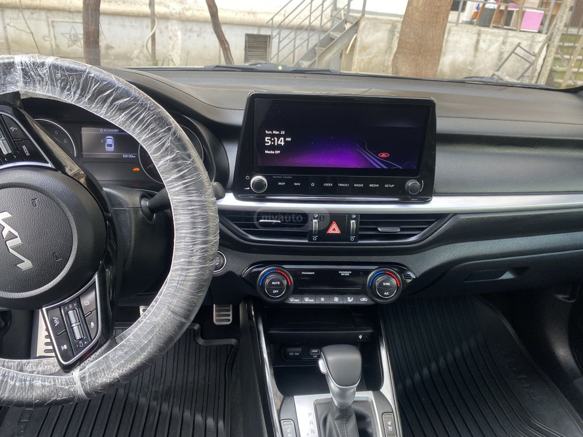 Kia Forte - фото 9