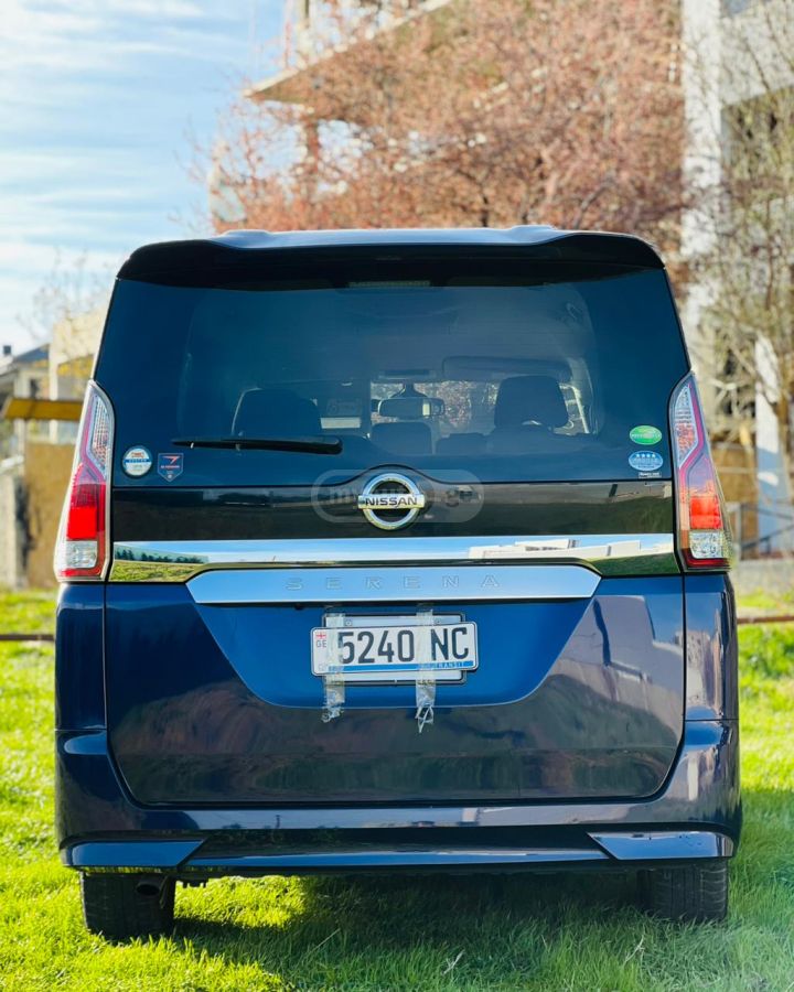 Nissan Serena - фото 6