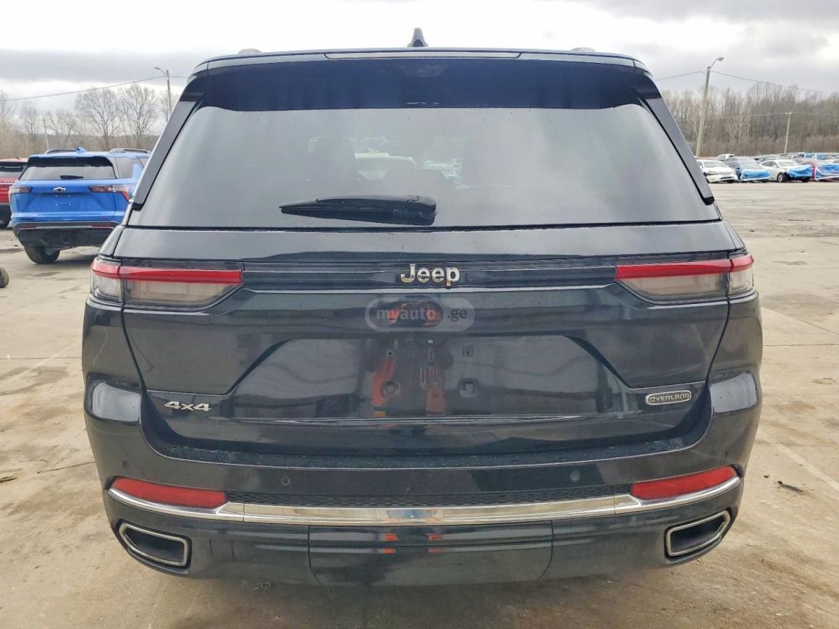 Jeep Grand Cherokee - фото 3