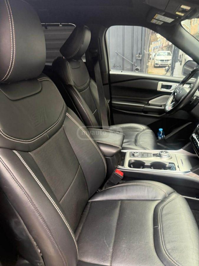 Ford Explorer - фото 7