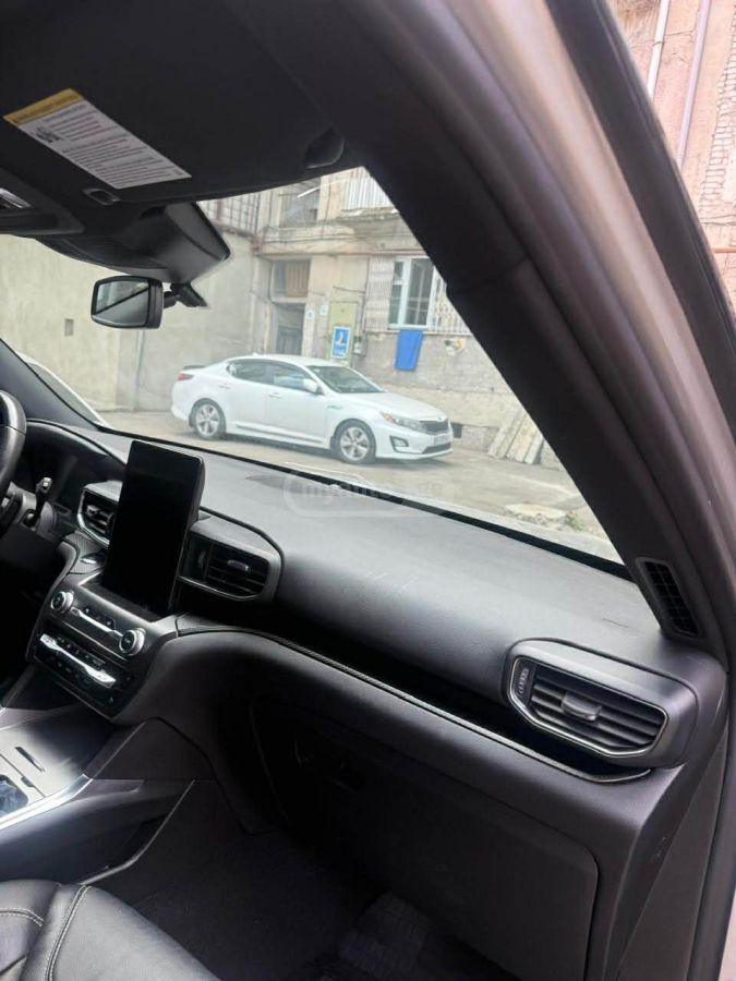 Ford Explorer - фото 8