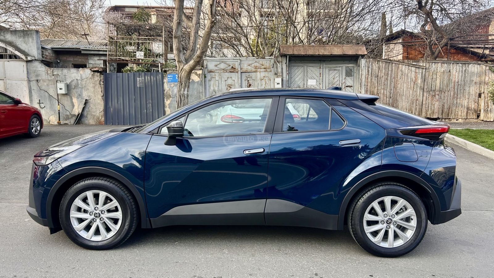 Toyota CHR - фото 7