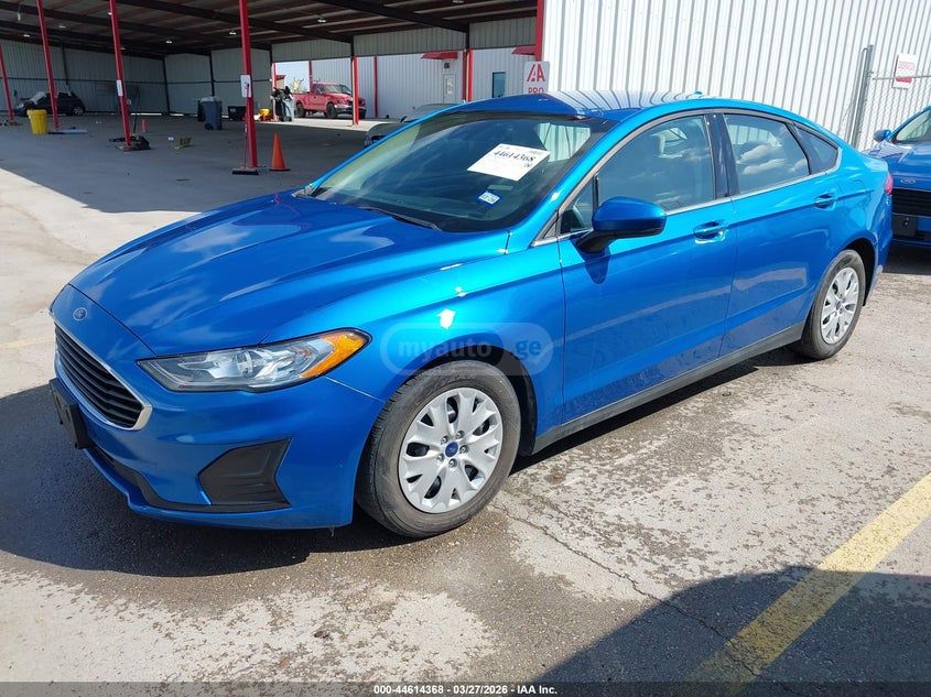 Ford Fusion - фото 2