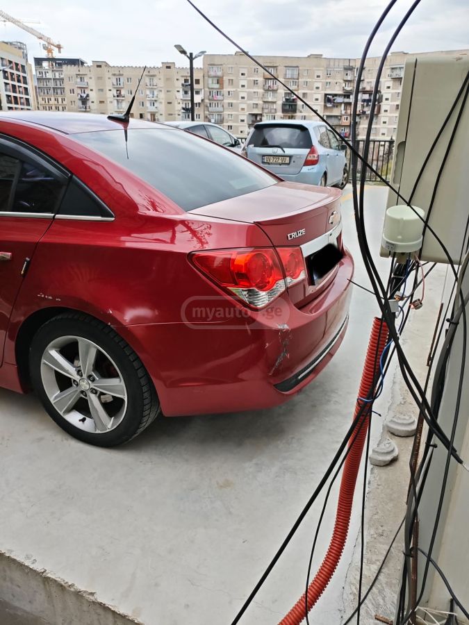 Chevrolet Cruze - фото 2
