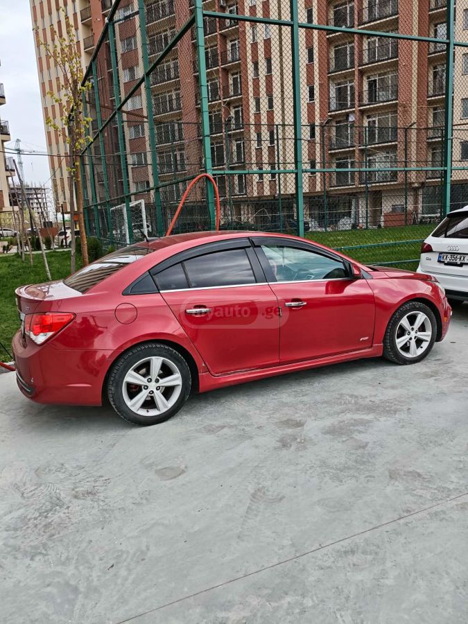 Chevrolet Cruze - фото 3