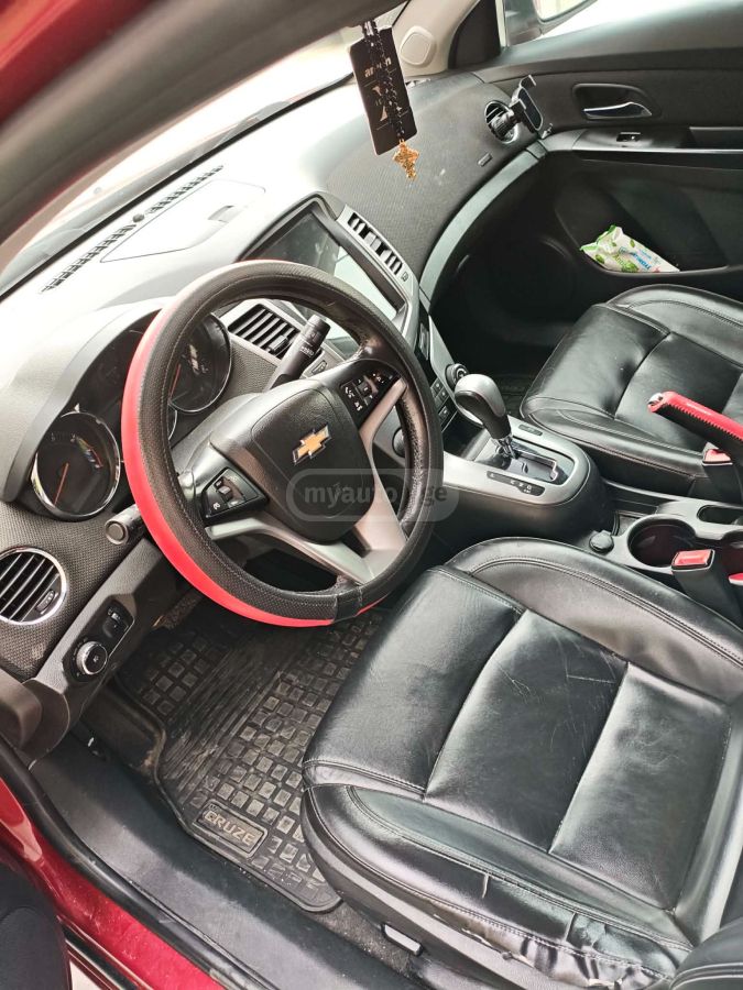 Chevrolet Cruze - фото 5