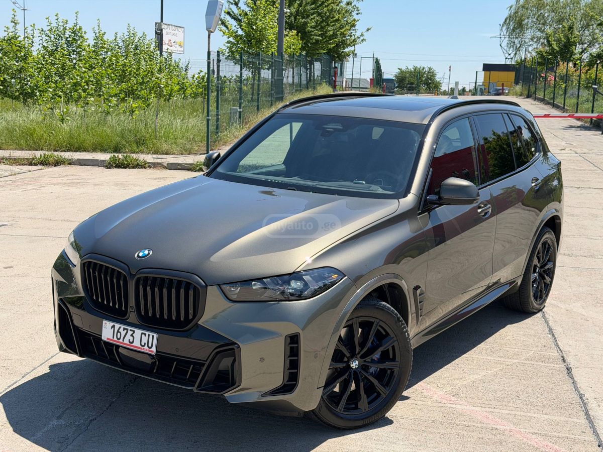 نمای دیگر BMW 2024