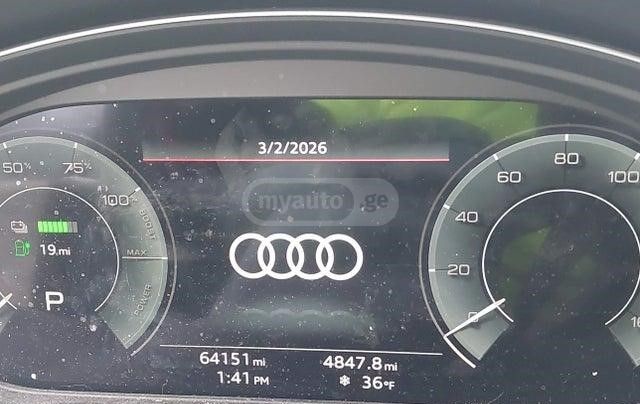 Audi Q5 - фото 12