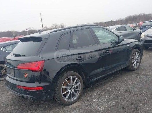 Audi Q5 - фото 4