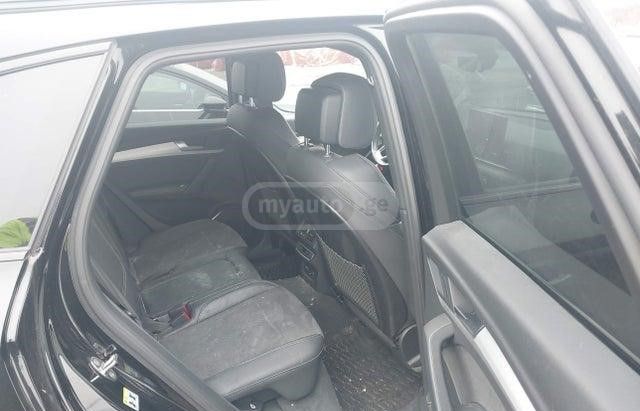 Audi Q5 - фото 7