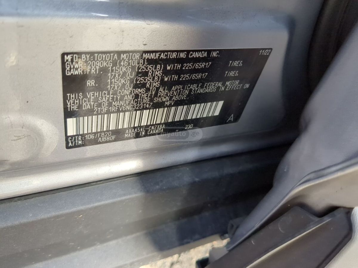 Toyota LE 4dr All-Wheel Drive Automat — миниатюра 1