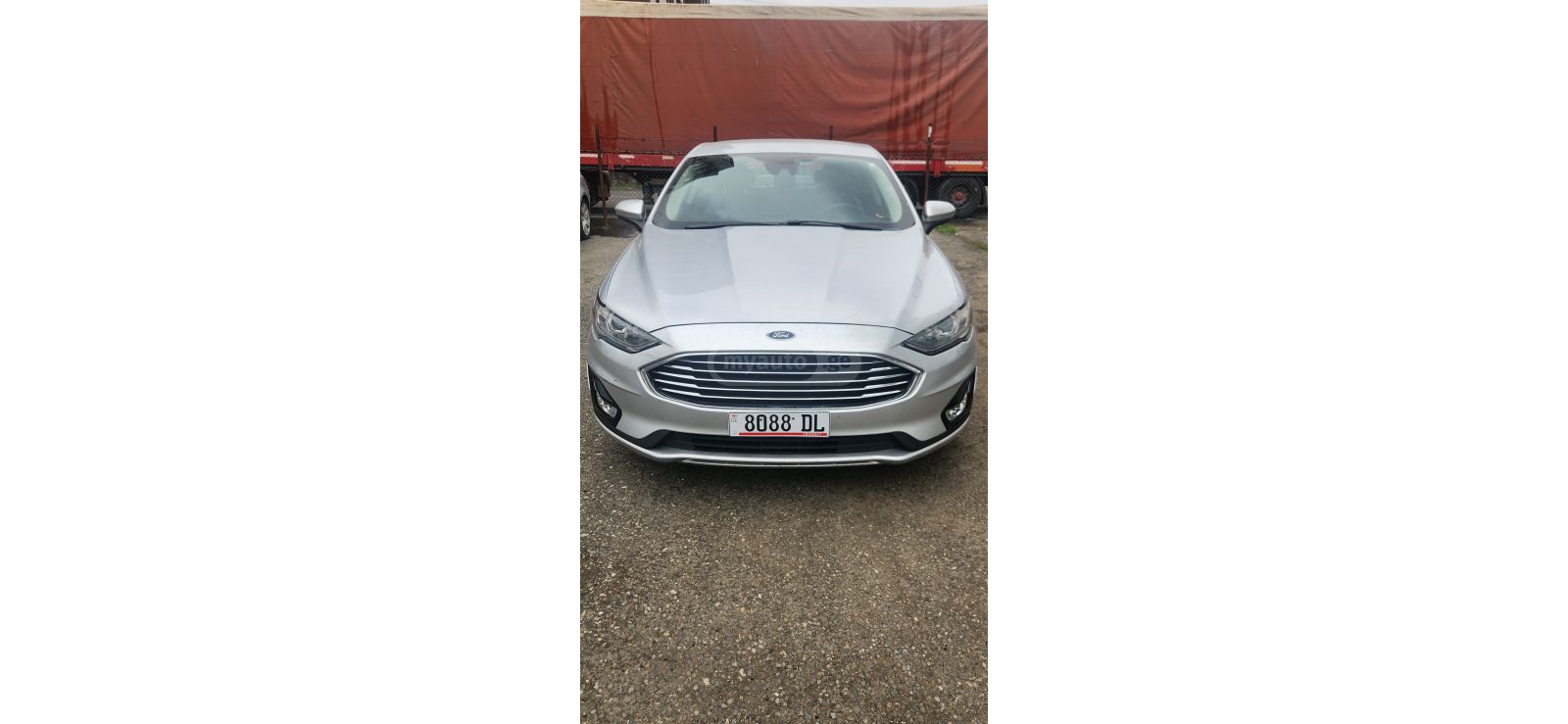 Ford Fusion - фото 1