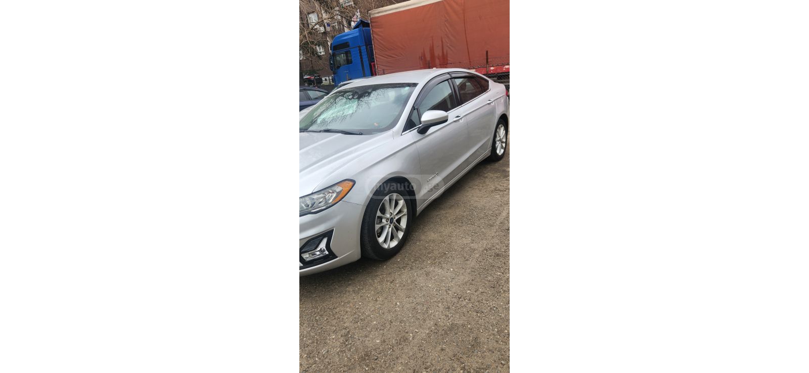 Ford Fusion - фото 3