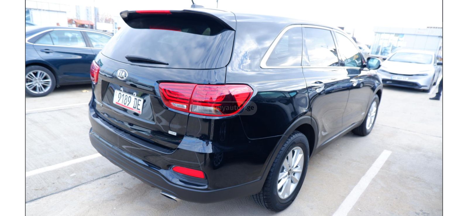 Kia Sorento - фото 5