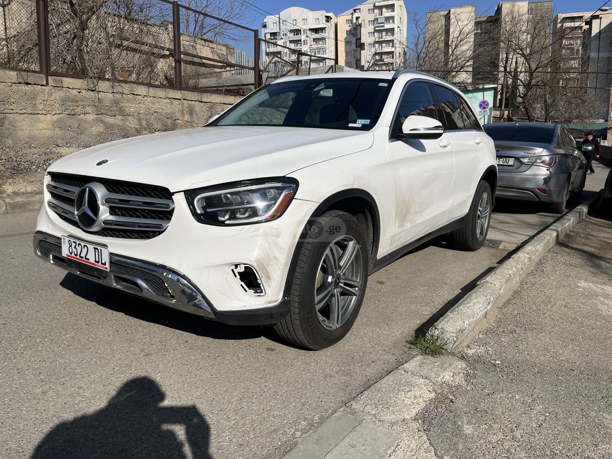 Mercedes-Benz GLC 300 - фото 6