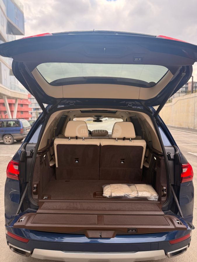 BMW X7 - фото 11