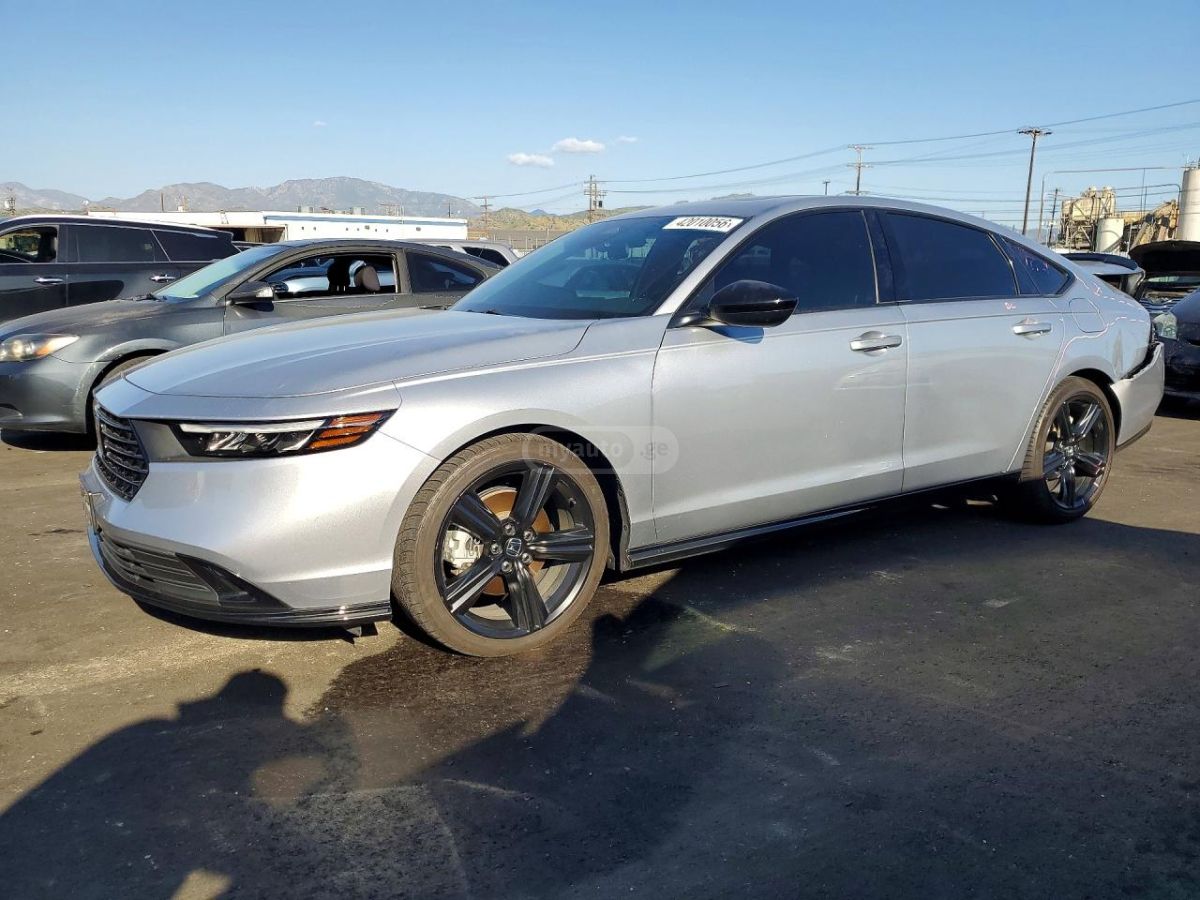 Honda Accord - фото 1