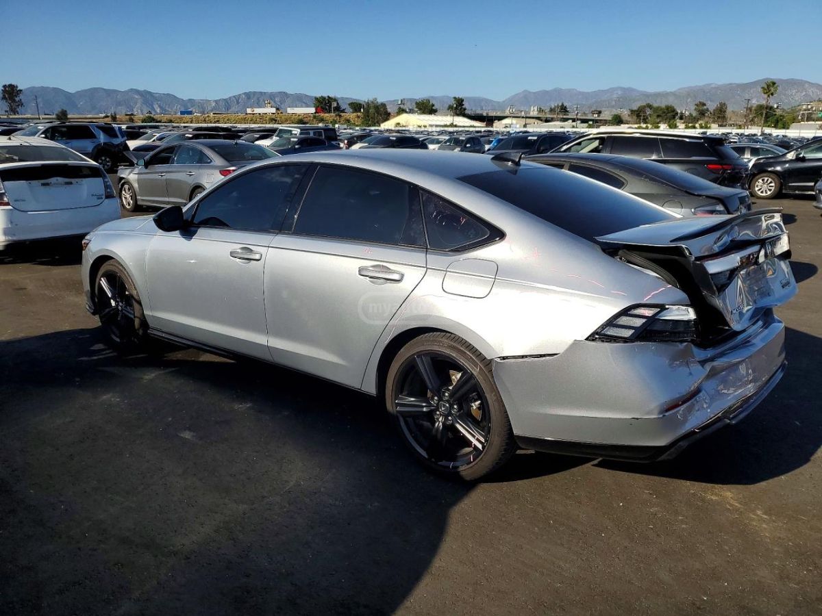 Honda Accord - фото 2