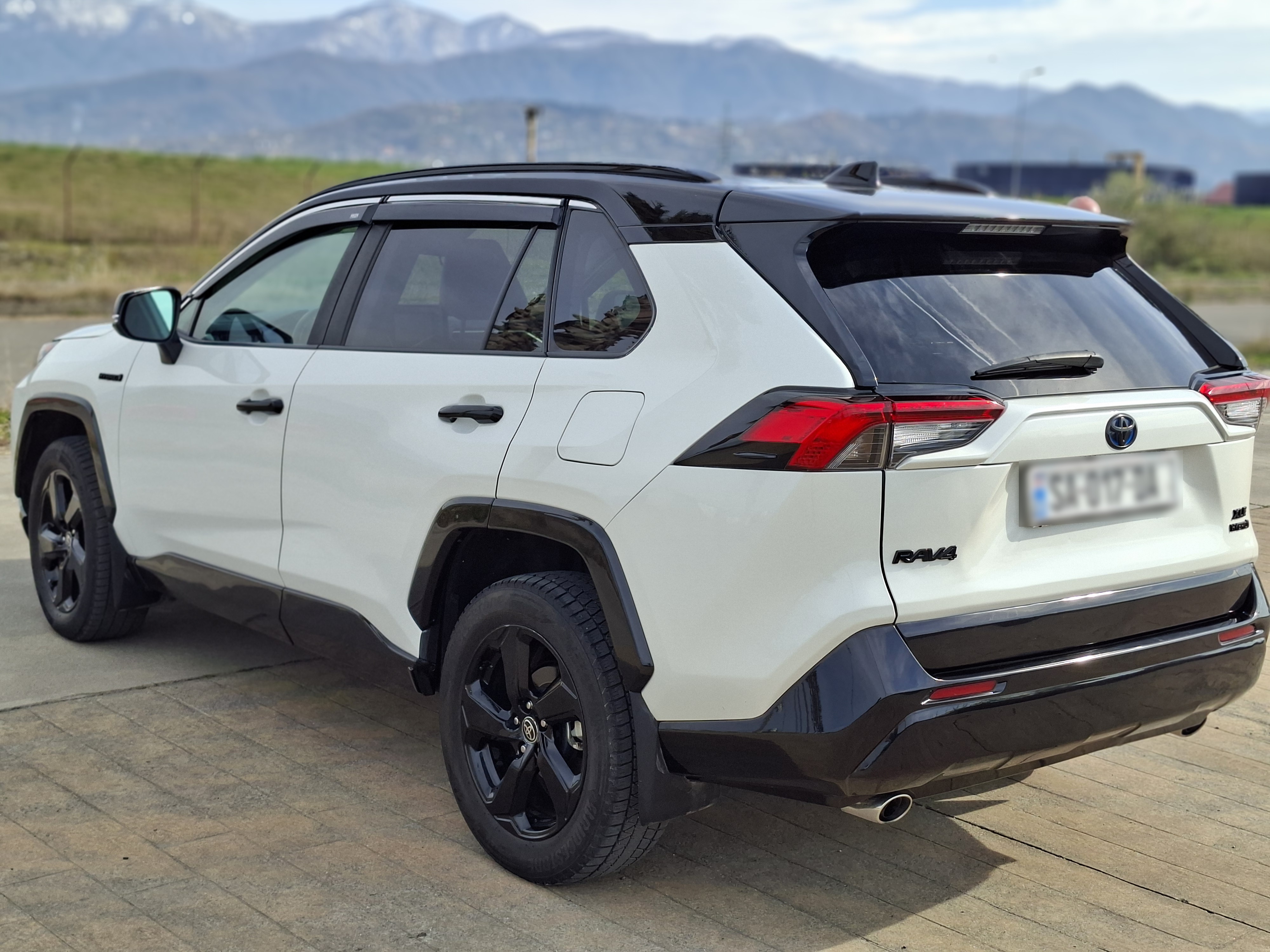 Toyota RAV 4 - фото 3