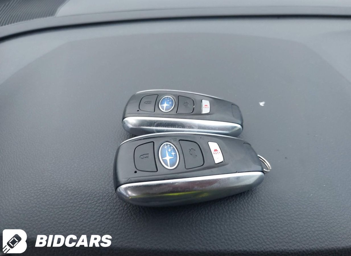 Subaru Premium 4dr All Wheel Drive CV — миниатюра 7