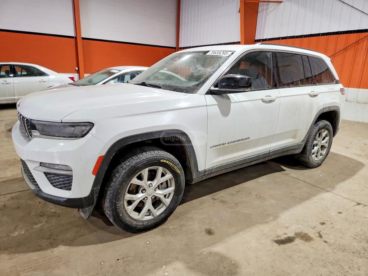 Jeep Grand Cherokee - фото 1