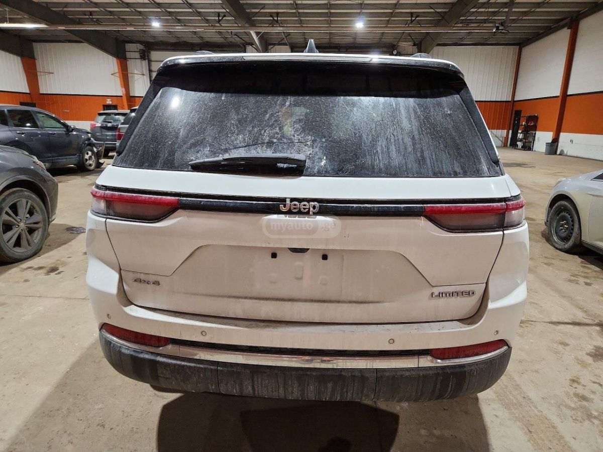 Jeep Grand Cherokee - фото 6