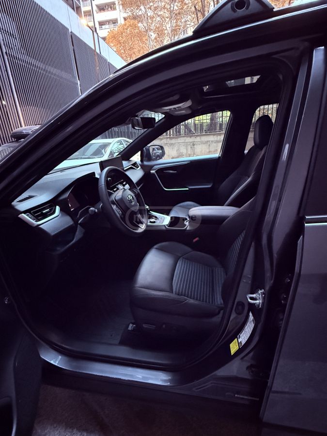 Toyota RAV 4 - фото 11