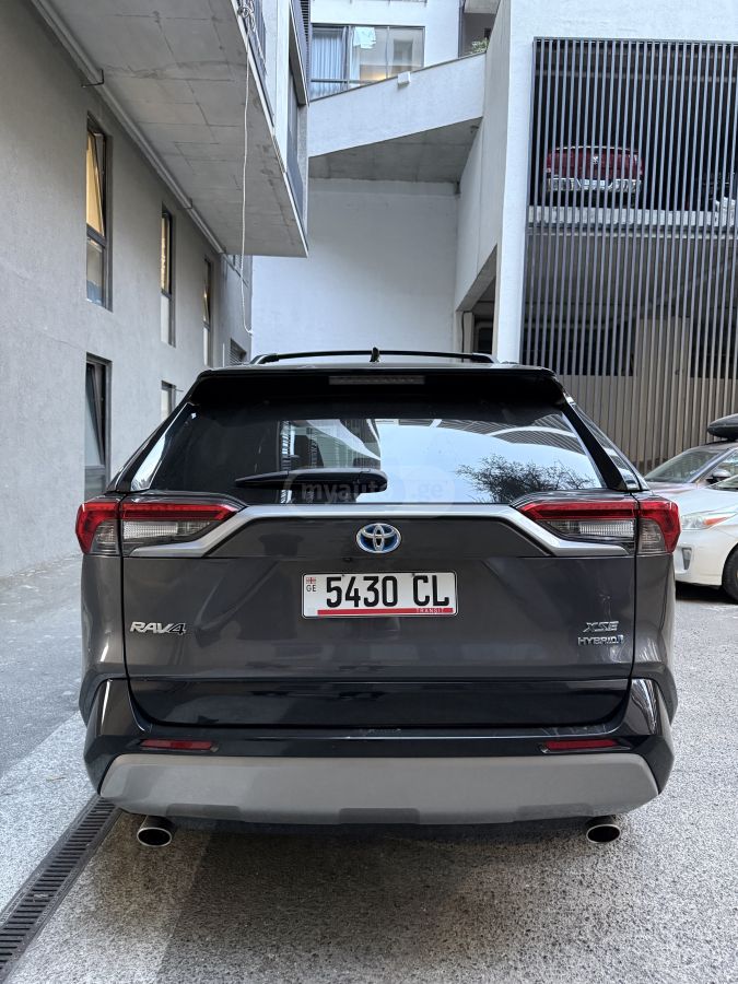 Toyota RAV 4 - фото 3