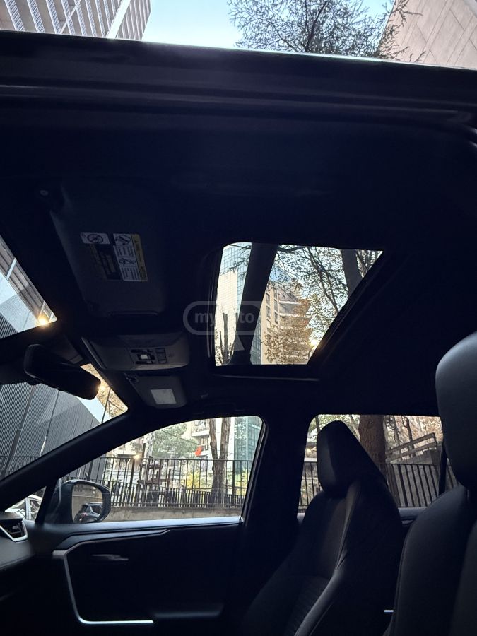 Toyota RAV 4 - фото 9